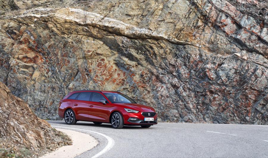  Seat Leon Sportstourer FR 2020 года  (WW) (фото 13 из 29)